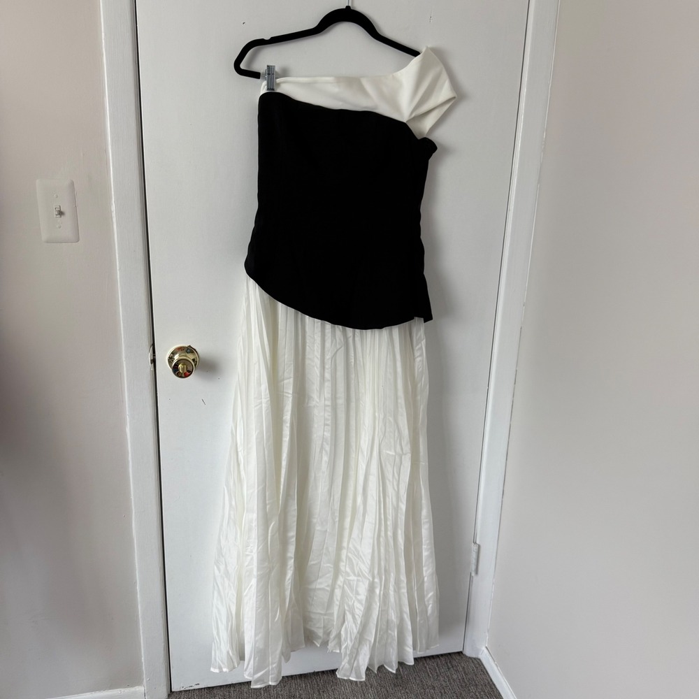 Commense Off-Shoulder Black and White Evening Gown Formal Dress Large - Picture 7 of 17